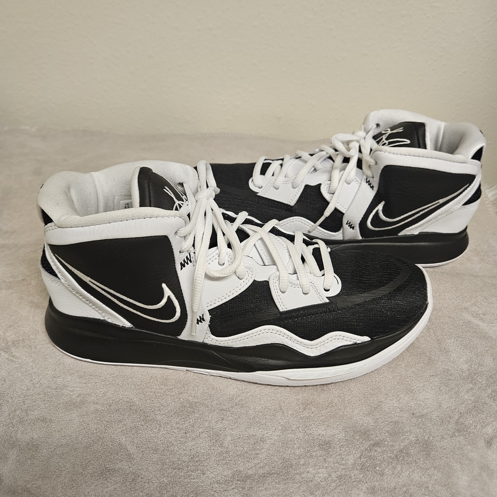 Nike Kyrie Black and White Sneakers (New)